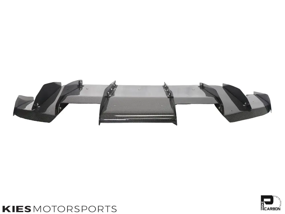 2014-2021 BMW M3 (F80) & M4 (F82 / F83) Varis Inspired Carbon Fiber Rear Diffuser Undertray №3