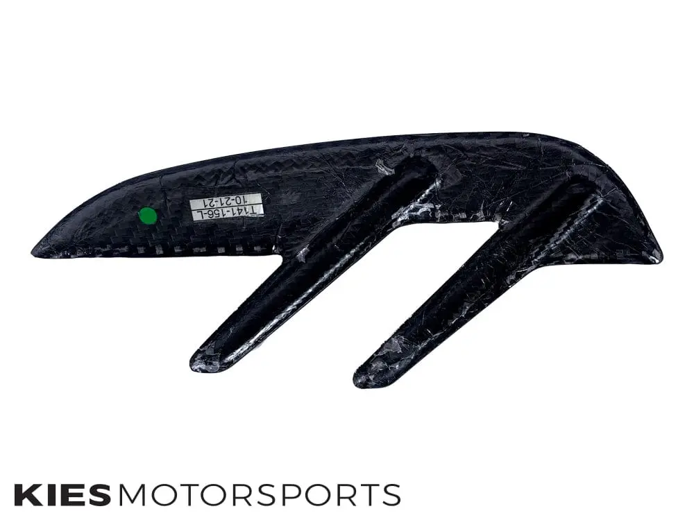 2020-2025 BMW M3 / M4 (G80 / G82 / G83) Dry Carbon Fiber Fender Trim Covers - G82 M4 №4