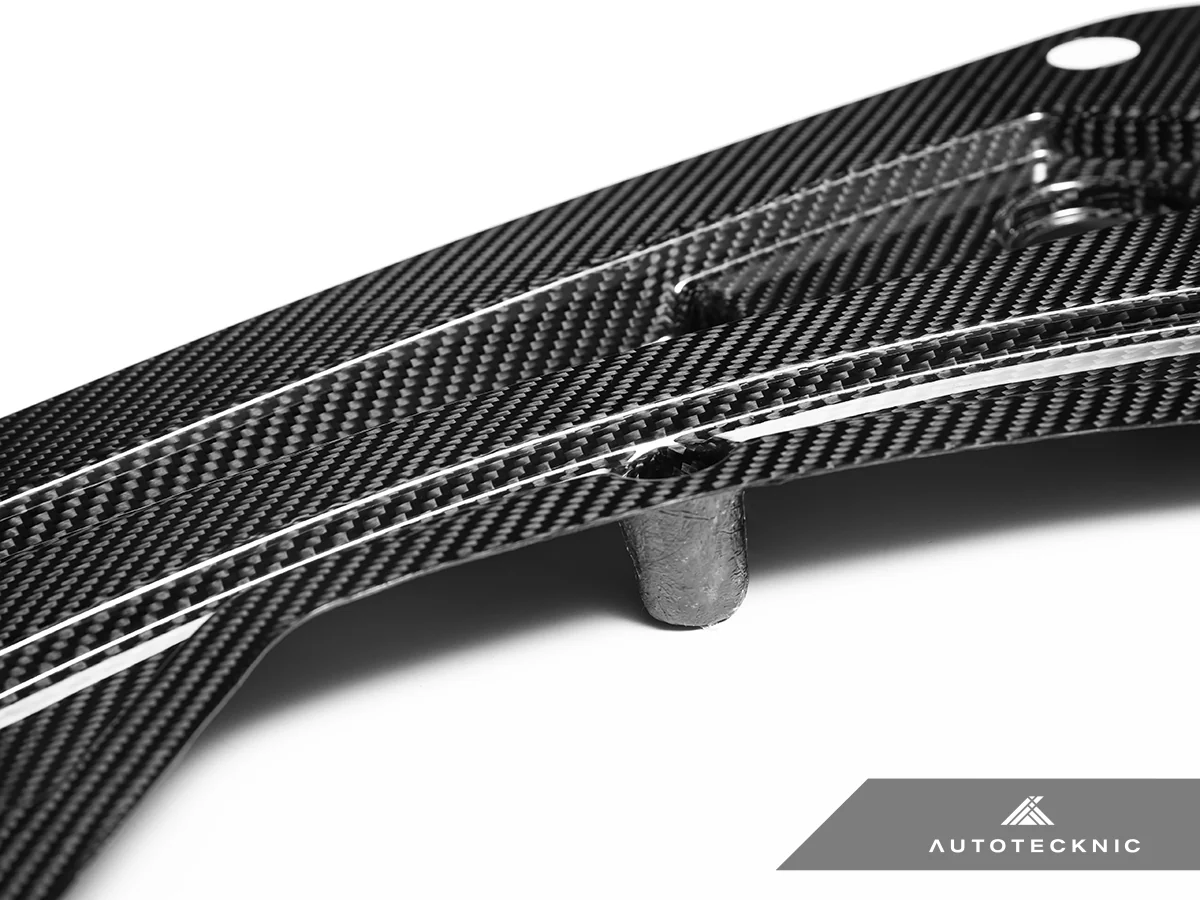 AutoTecknic ATK-BM-0388-DCG-V2 Комплект отделки моторного отсека Dry Carbon V2 — G80 M3 | G82/ G83 M4 №5