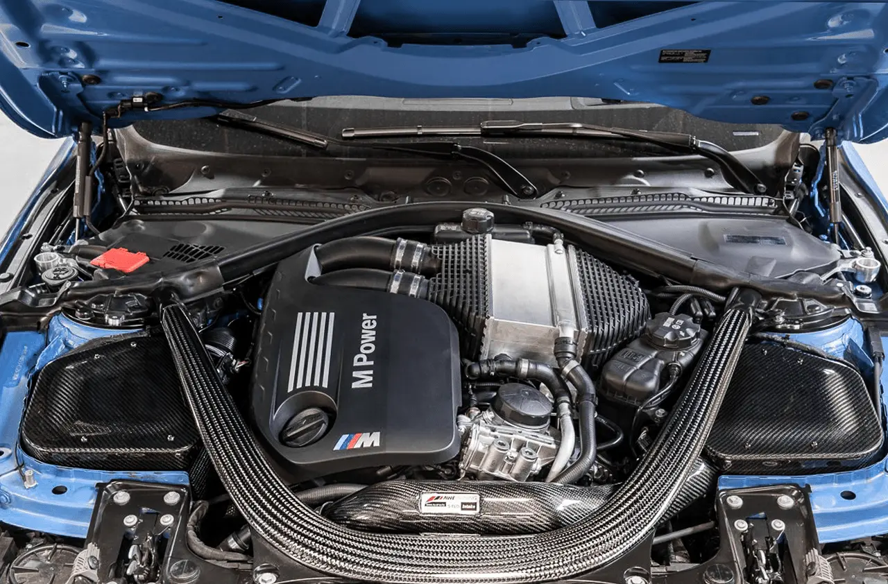 AWE BMW F8x M3/M4 S-FLO Carbon Intake №3