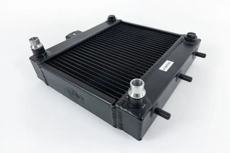 CSF BMW F8X M3/M4/M2C Auxiliary Radiators w/ Rock Guards (Sold Individually - Fits Left and Right №8