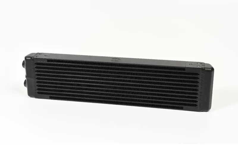 CSF CSF8110 Universal Dual-Pass Oil Cooler (RS Style) - M22 X 1.5 - 24in L X 5.75in H X 2.16in W №3