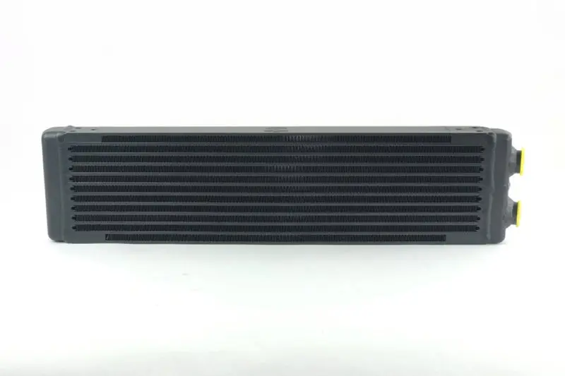 CSF CSF8110 Universal Dual-Pass Oil Cooler (RS Style) - M22 X 1.5 - 24in L X 5.75in H X 2.16in W №9