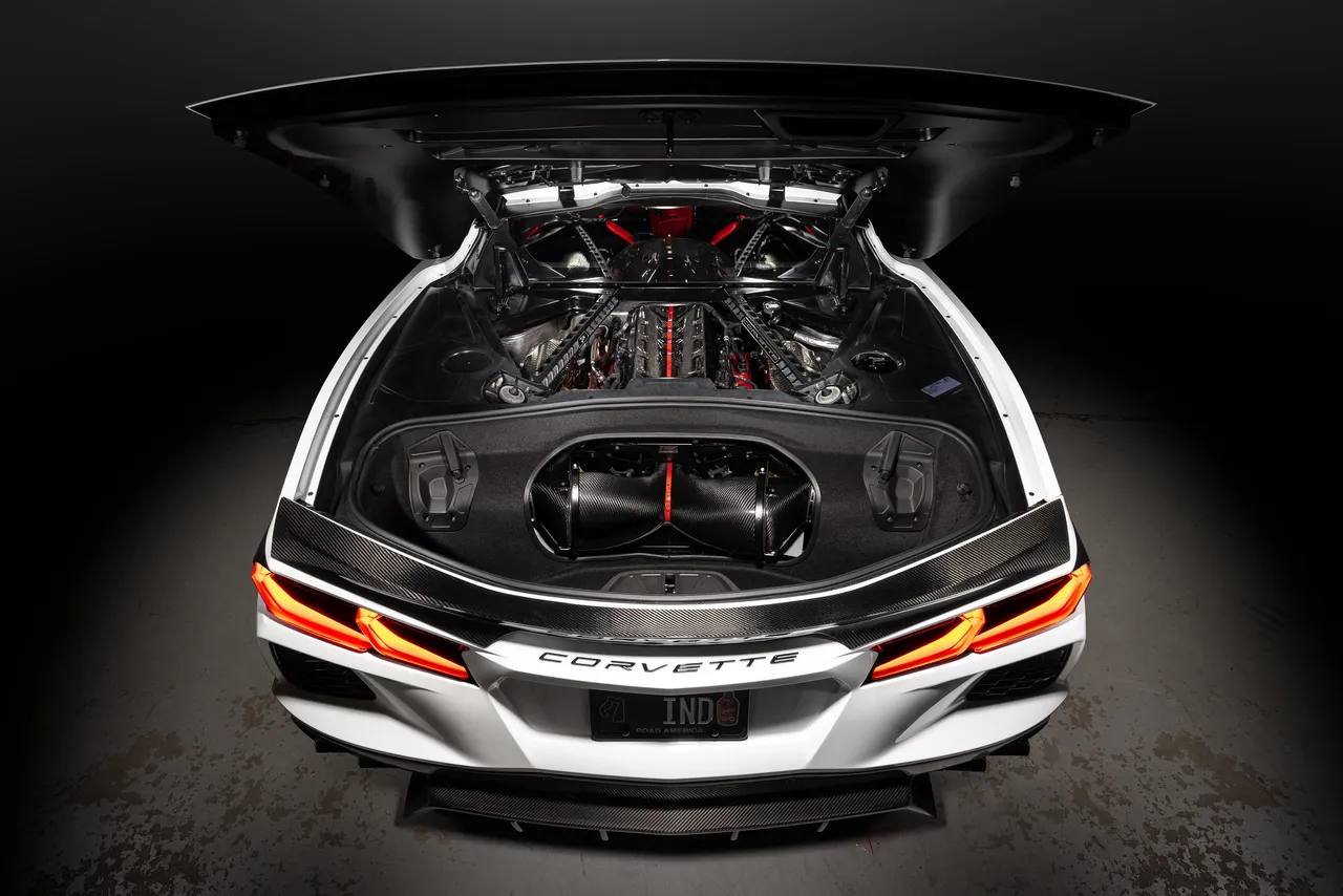 EVENTURI EVE-C8HTC-CF-INT Впускна система карбон CHEVROLET Corvette C8 Stingray Convertible №8