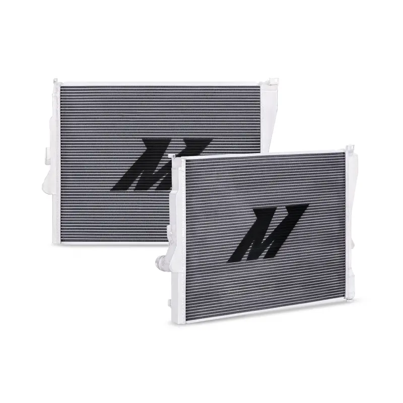 Mishimoto MISMMRAD-E46-323A 99-06 BMW 323i/323i/328i/330i W/ Auto Transmission Performance Aluminum Radiator №3